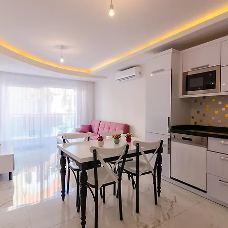 In Elite Life Iv Apartmán